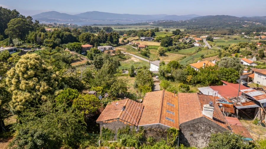 Quinta T2 para Venda em Venade e Azevedo Foto 7