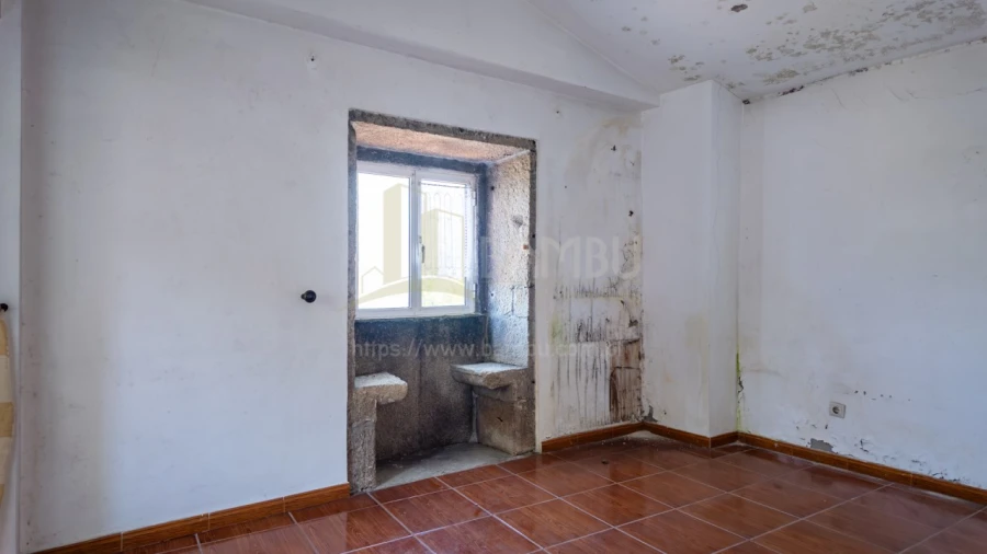 Quinta T2 para Venda em Venade e Azevedo Foto 17
