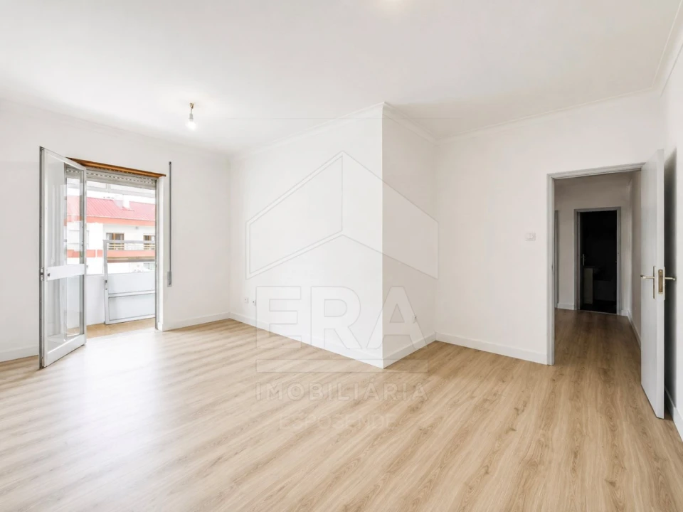 Apartamento T2 para Venda em Darque Foto 10