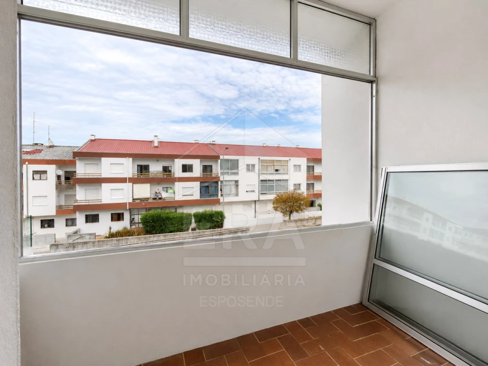Apartamento T2 para Venda em Darque Foto 12