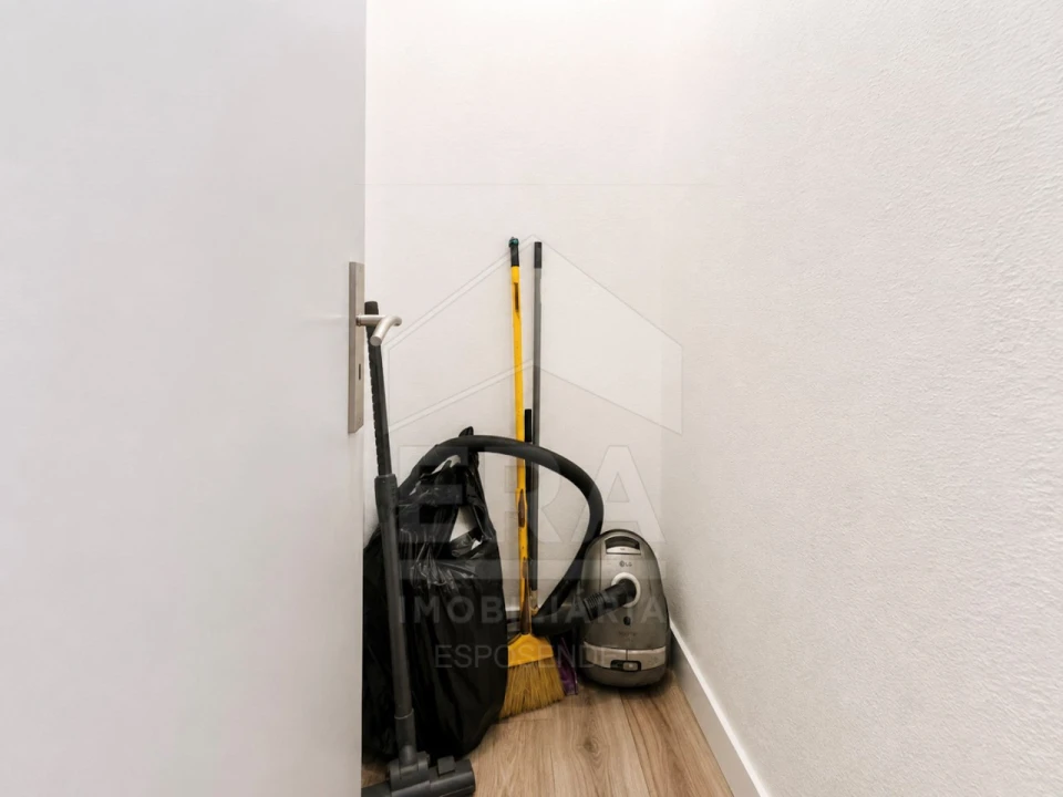 Apartamento T2 para Venda em Darque Foto 17