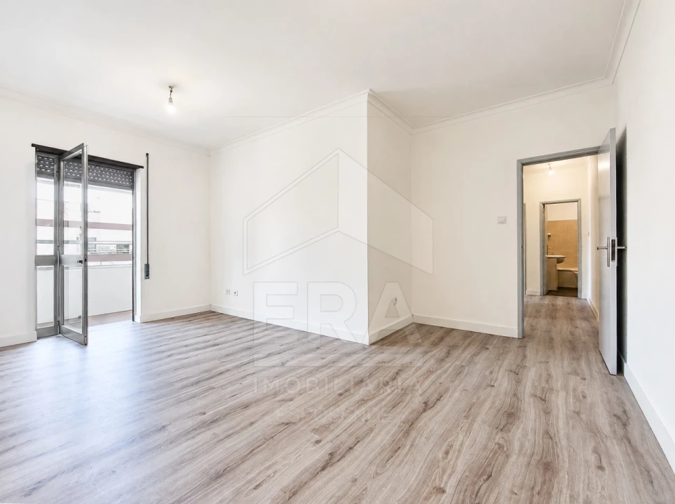 Apartamento T2 para Venda em Darque Foto 1
