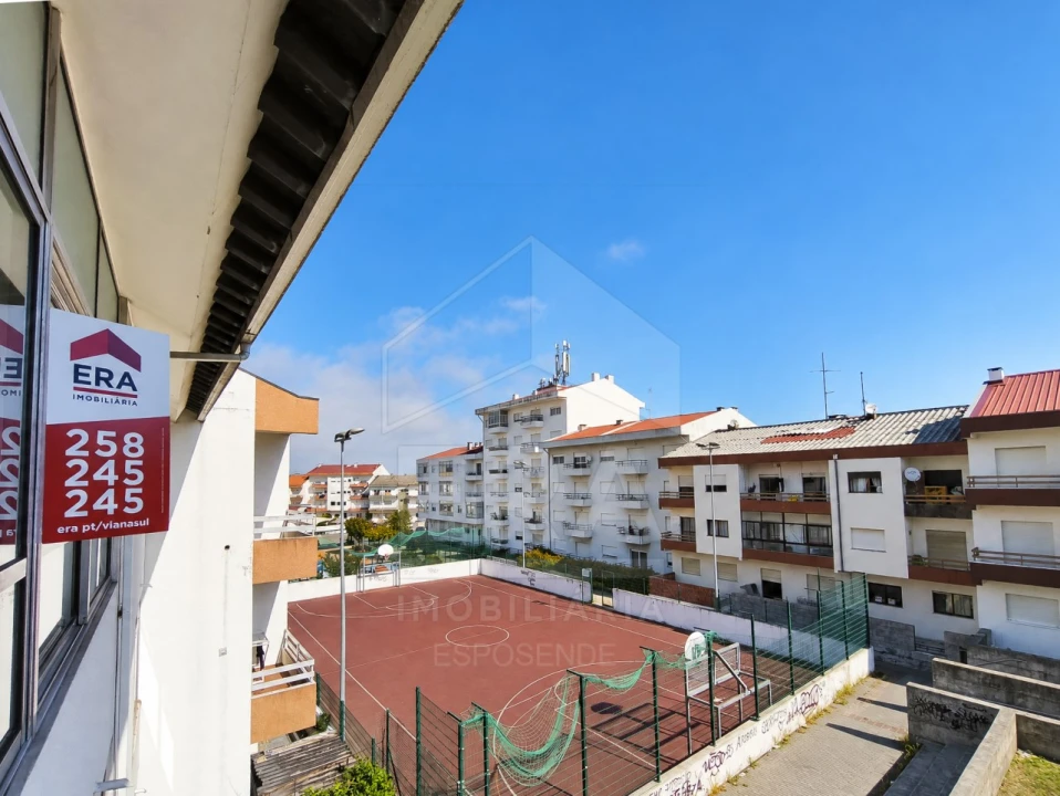 Apartamento T2 para Venda em Darque Foto 13