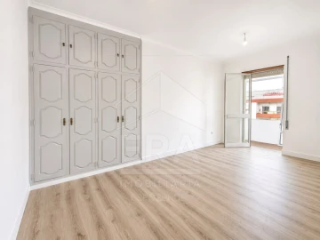 Apartamento T2 para Venda em Darque