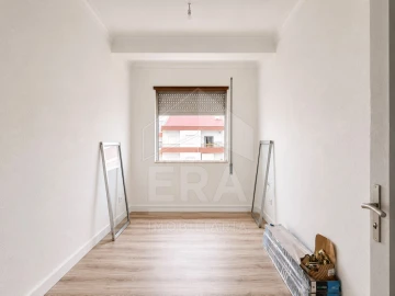 Apartamento T2 para Venda em Darque