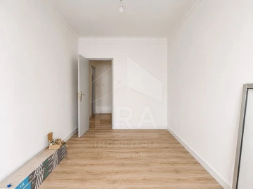 Apartamento T2 para Venda em Darque