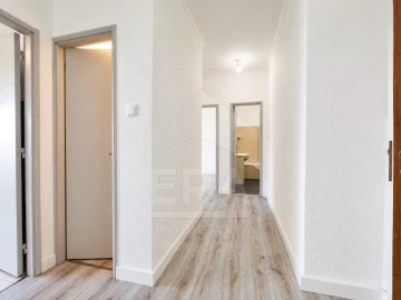 Apartamento T2 para Venda em Darque