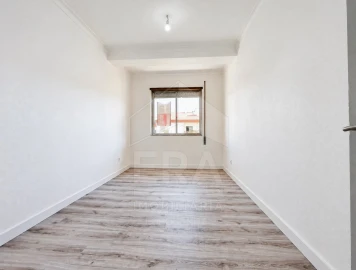Apartamento T2 para Venda em Darque