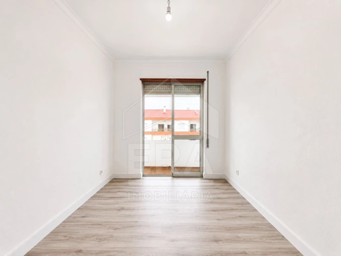Apartamento T2 para Venda em Darque Foto 15