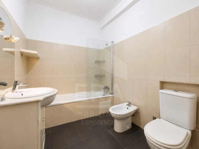 Apartamento T2 para Venda em Darque Foto 18