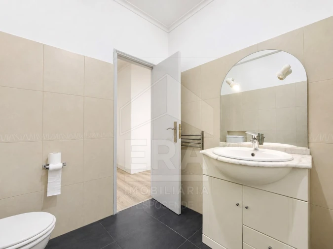 Apartamento T2 para Venda em Darque Foto 19