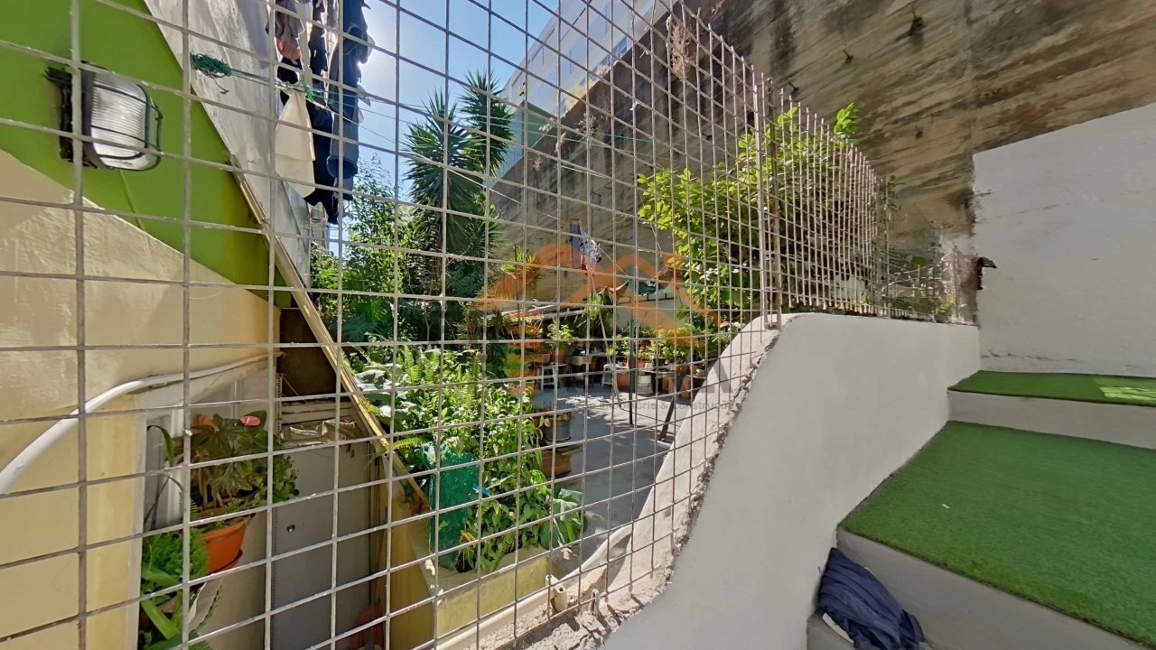 Apartamento T1 para Venda em Loures Foto 32