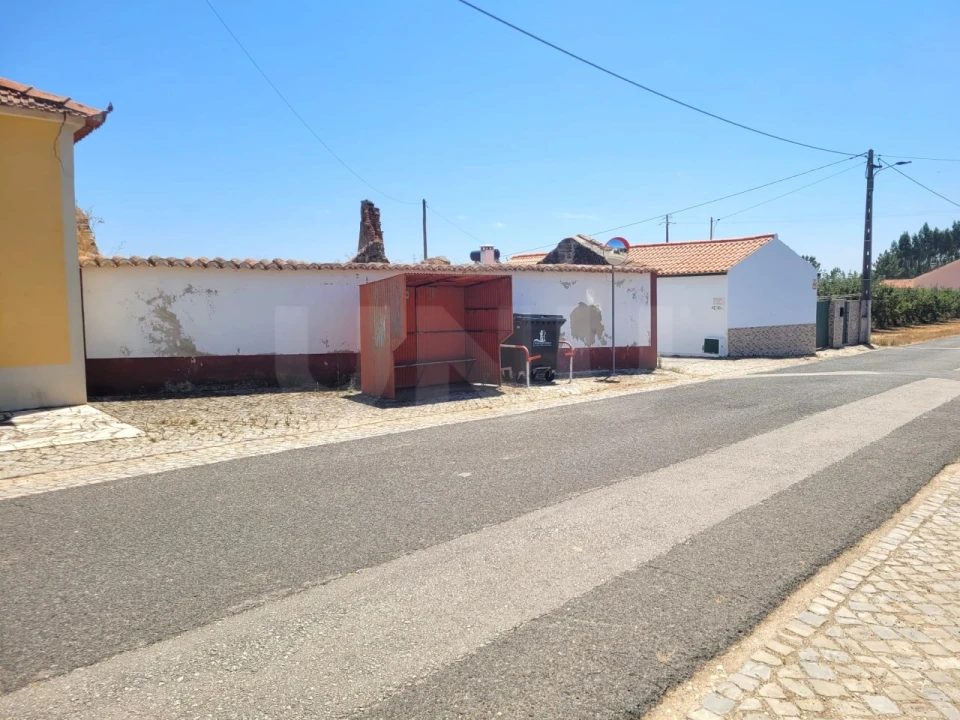 Terreno para Venda em Alvorninha Foto 3