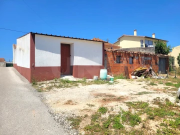 Terreno para Venda em Alvorninha