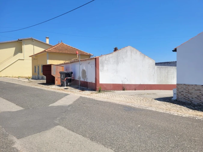 Terreno para Venda em Alvorninha Foto 2