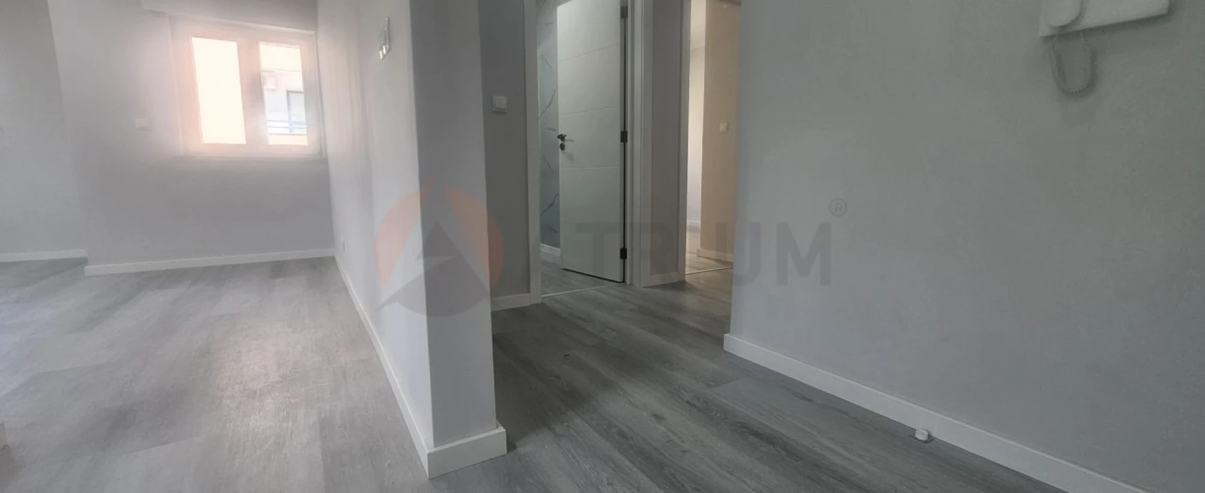 Apartamento T2 para Venda em Corroios Foto 6