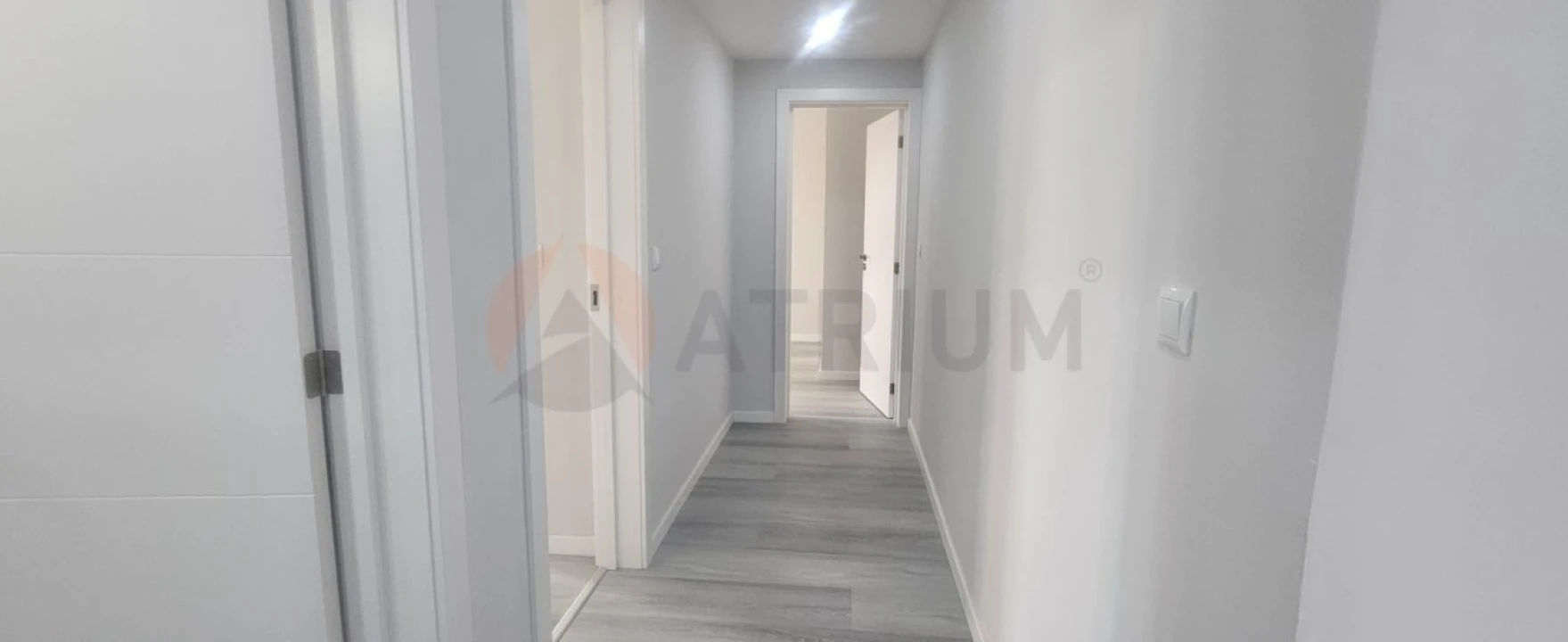 Apartamento T2 para Venda em Corroios Foto 11
