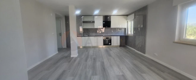 Apartamento T2 para Venda em Corroios