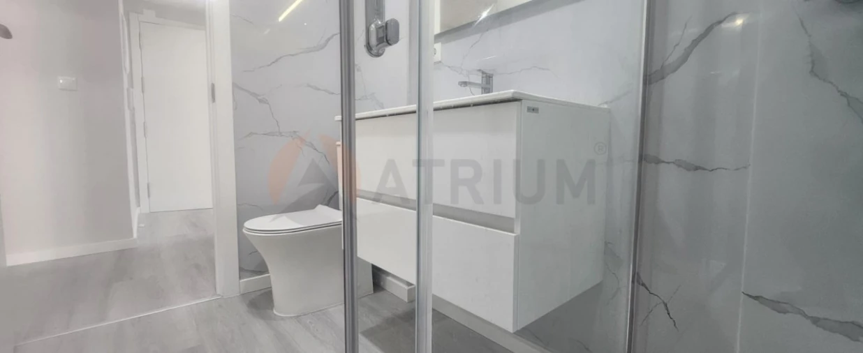 Apartamento T2 para Venda em Corroios Foto 10