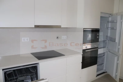 Apartamento T3 para Venda em Almada, Cova da Piedade, Pragal e Cacilhas