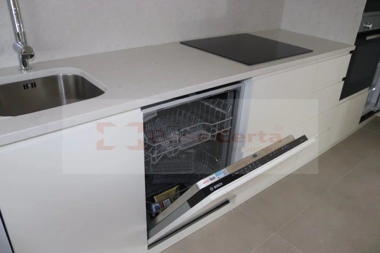 Apartamento T3 para Venda em Almada, Cova da Piedade, Pragal e Cacilhas Foto 15
