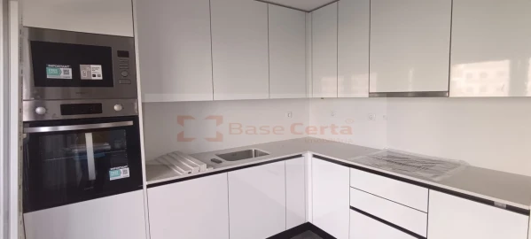 Apartamento T3 para Venda em Corroios