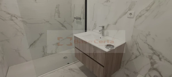 Apartamento T3 para Venda em Corroios
