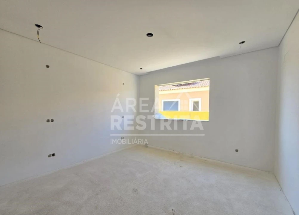 Moradia T5 para Venda em Azeitão (São Lourenço e São Simão) Foto 23