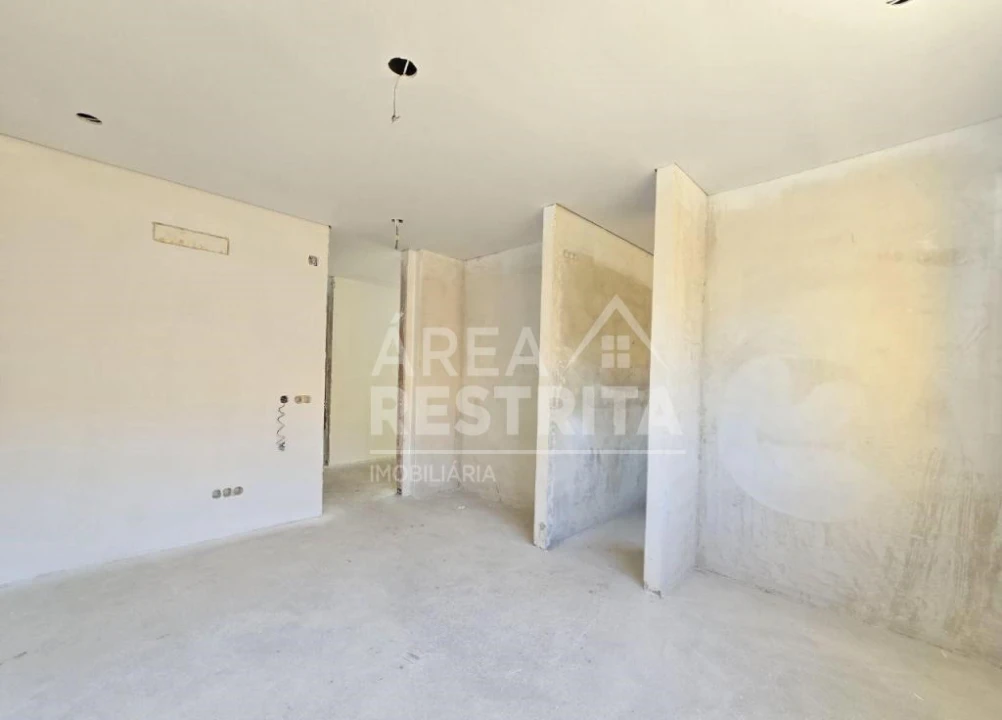 Moradia T5 para Venda em Azeitão (São Lourenço e São Simão) Foto 31