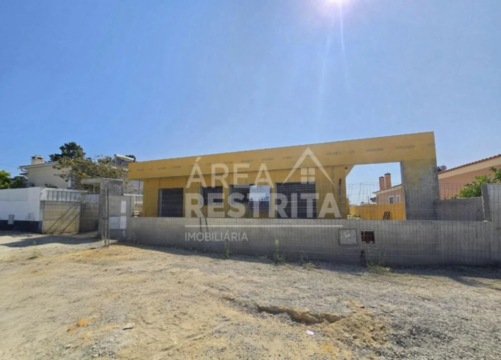 Moradia T5 para Venda em Azeitão (São Lourenço e São Simão) Foto 47