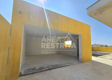Moradia T5 para Venda em Azeitão (São Lourenço e São Simão)