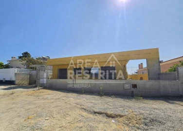 Moradia T5 para Venda em Azeitão (São Lourenço e São Simão)