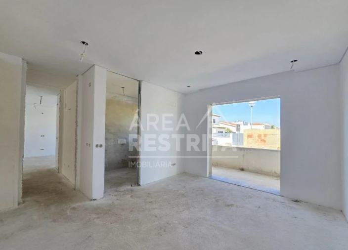 Moradia T5 para Venda em Azeitão (São Lourenço e São Simão) Foto 36