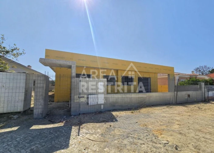 Moradia T5 para Venda em Azeitão (São Lourenço e São Simão) Foto 46