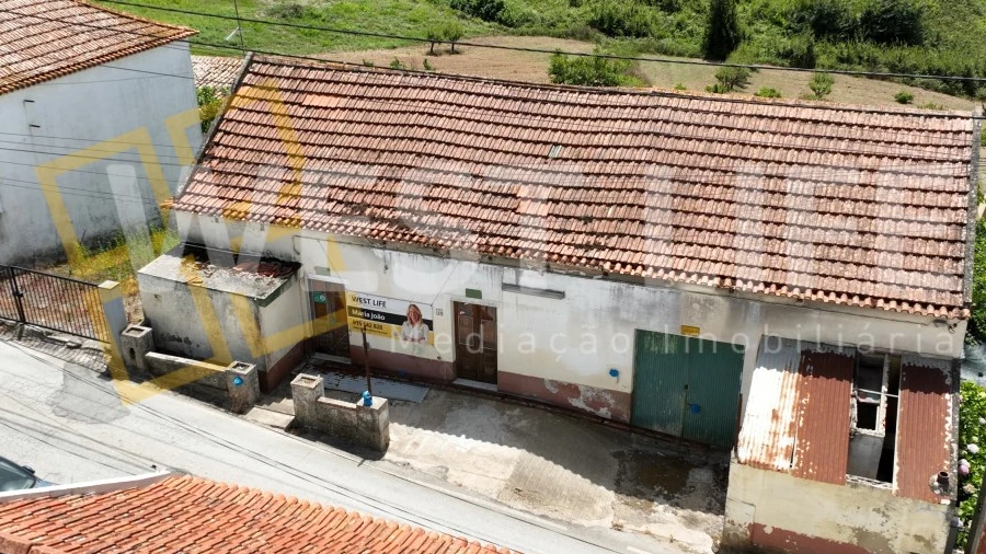 Loja para Venda em Azueira e Sobral da Abelheira