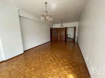 Apartamento T1 para Arrendamento em São Martinho do Bispo e Ribeira de Frades