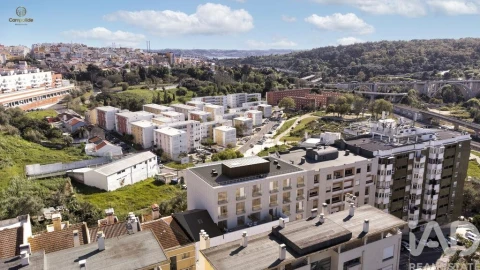 Apartamento T1 para Venda em Campolide