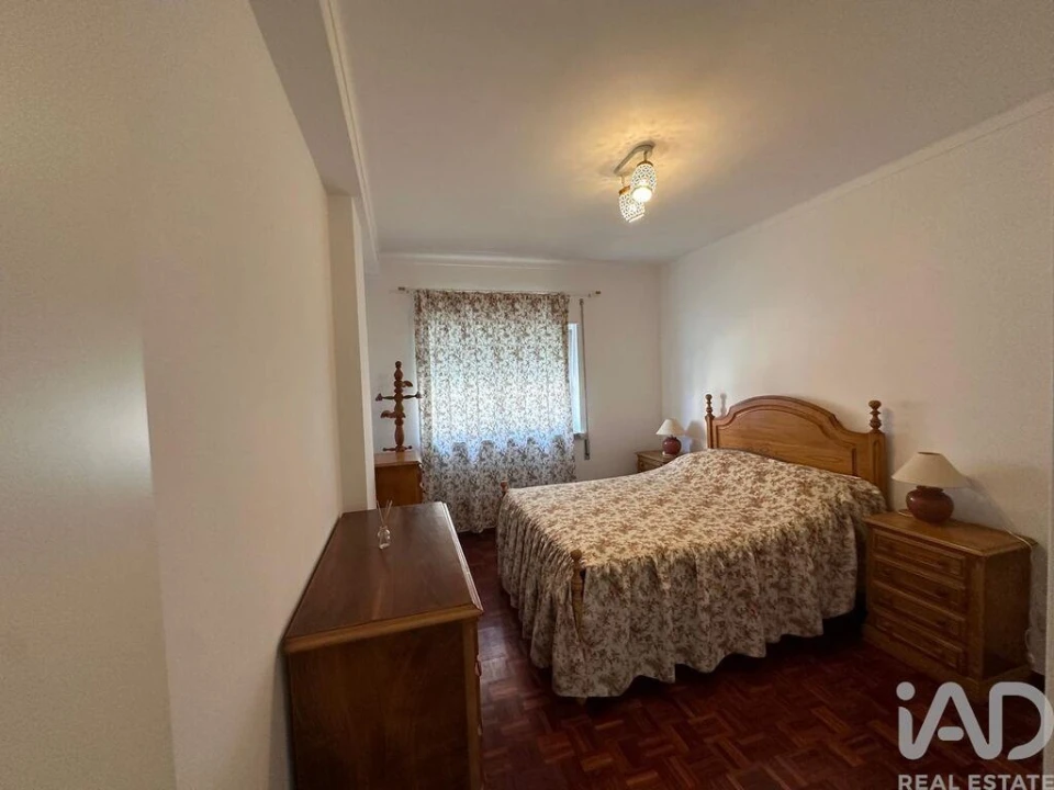 Apartamento T1 para Venda em Peniche Foto 13