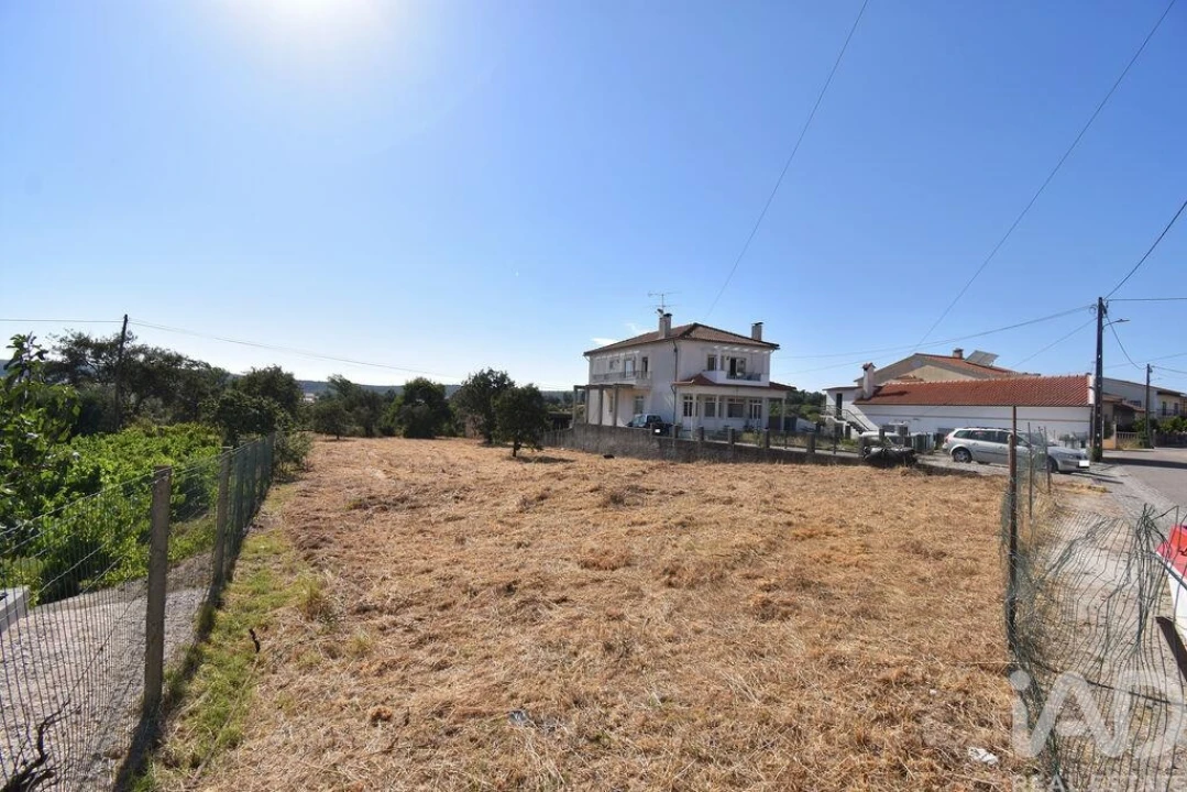 Terreno para Venda em Avelar Foto 9