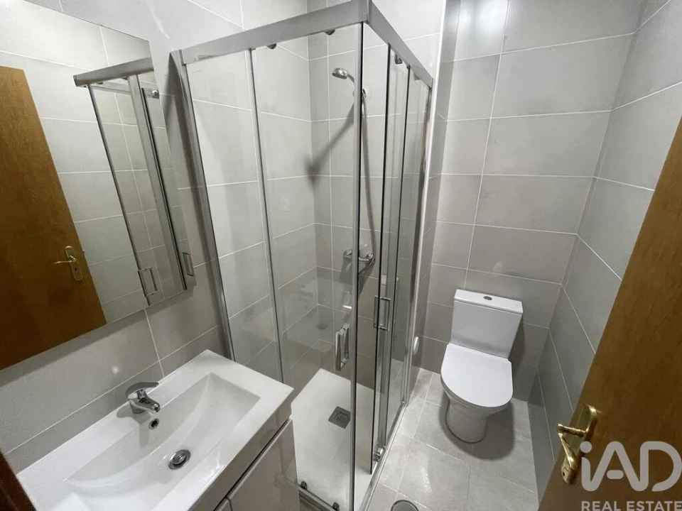 Apartamento T1 para Arrendamento em São Martinho do Bispo e Ribeira de Frades Foto 3