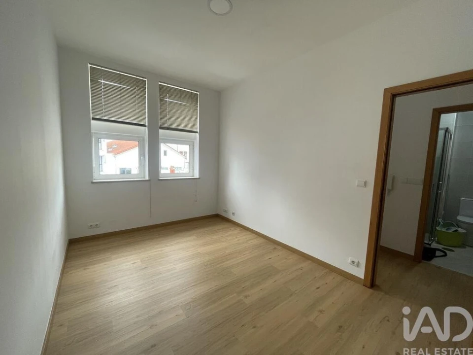 Apartamento T1 para Arrendamento em São Martinho do Bispo e Ribeira de Frades Foto 2