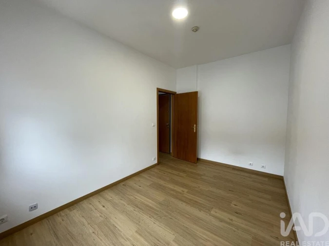 Apartamento T1 para Arrendamento em São Martinho do Bispo e Ribeira de Frades Foto 5