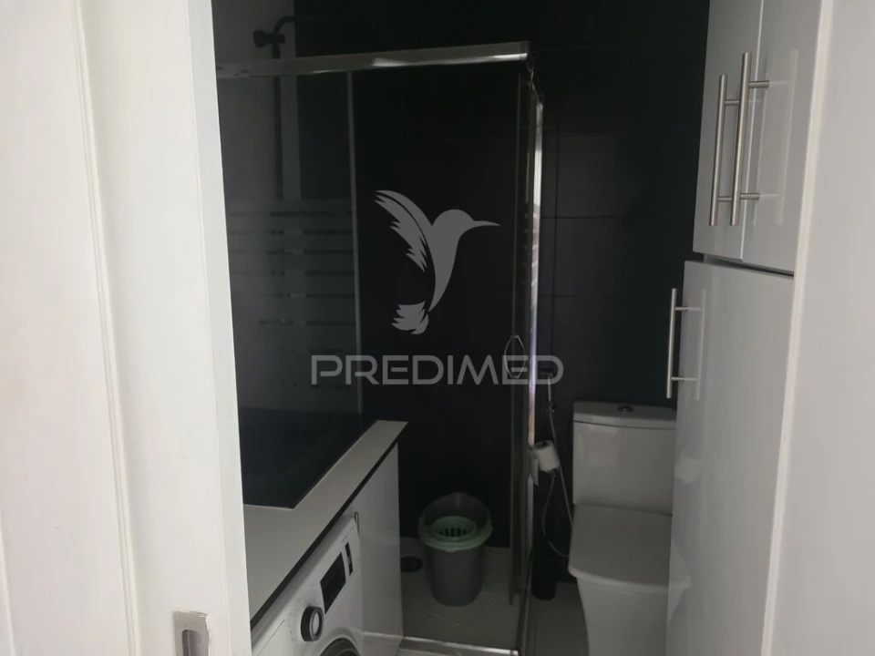 Apartamento T1 para Venda em Corroios Foto 5