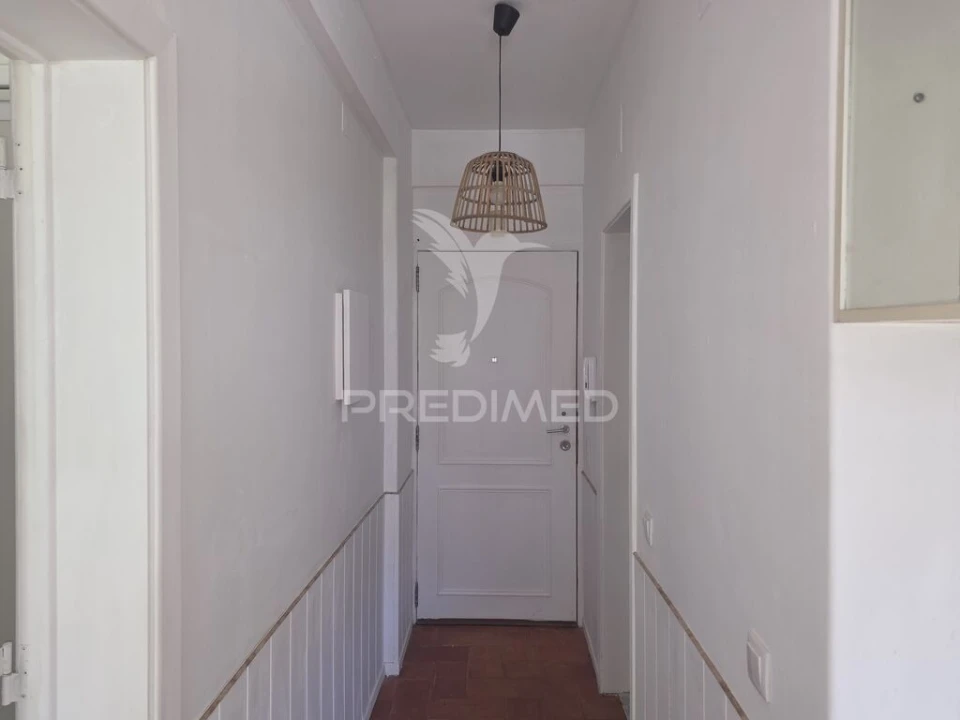 Apartamento T1 para Venda em Corroios Foto 1