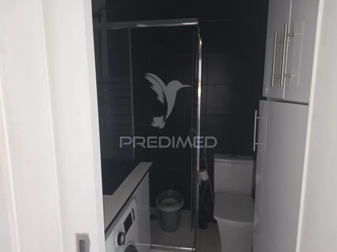 Apartamento T1 para Venda em Corroios Foto 6