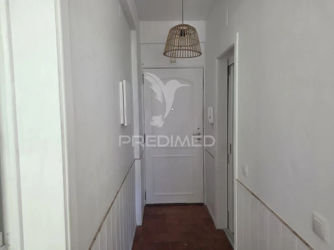 Apartamento T1 para Venda em Corroios Foto 2