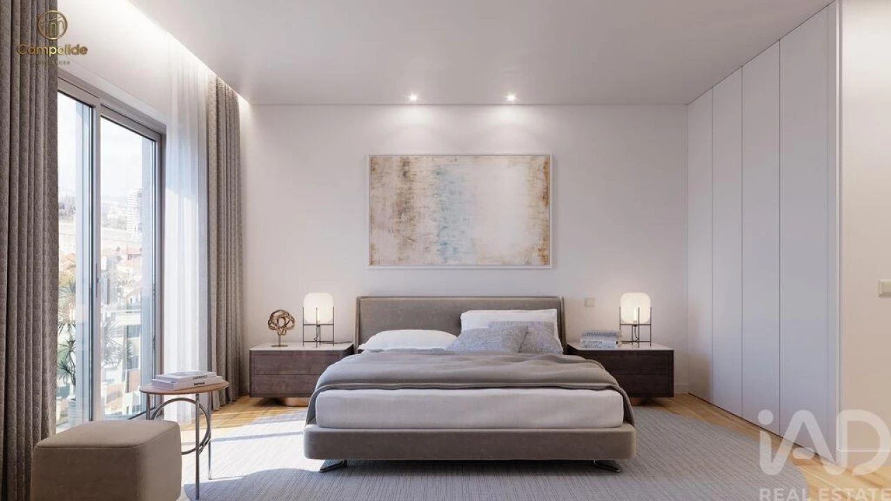 Apartamento T2 para Venda em Campolide Foto 7