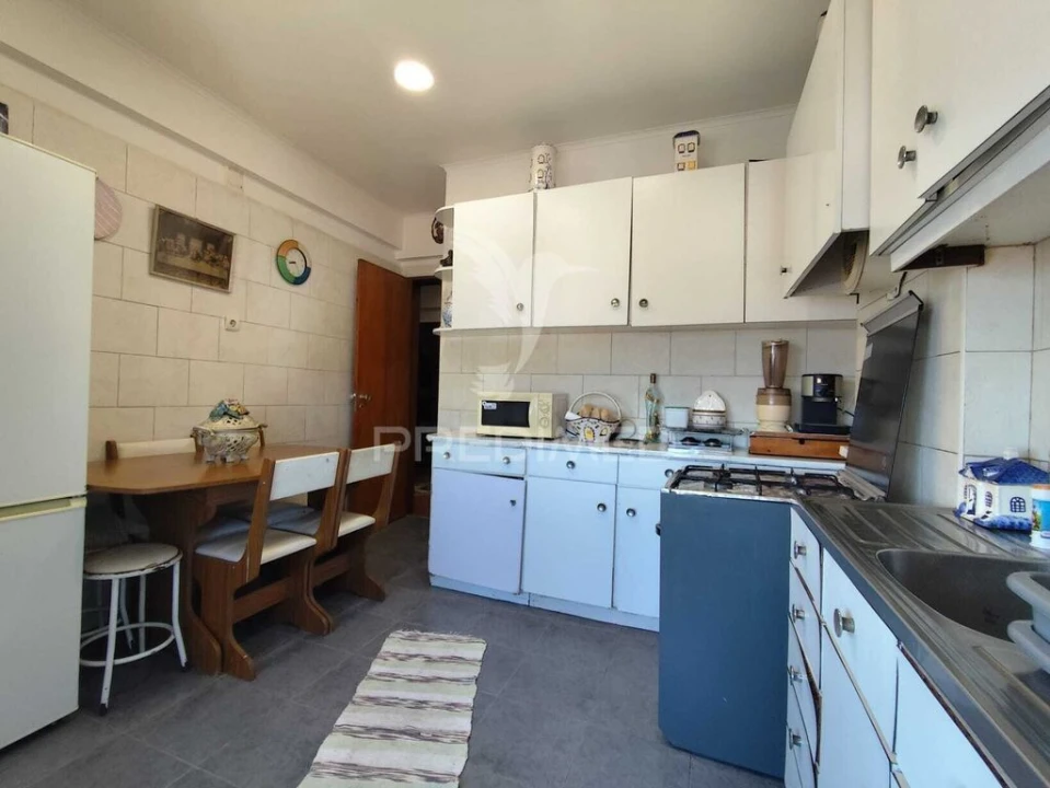 Apartamento T2 para Venda em Laranjeiro e Feijó Foto 5