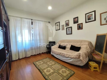 Apartamento T2 para Venda em Laranjeiro e Feijó