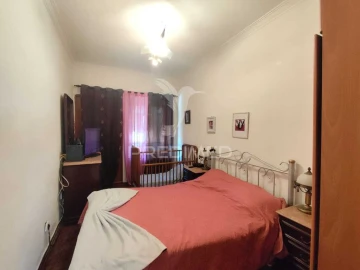 Apartamento T2 para Venda em Laranjeiro e Feijó